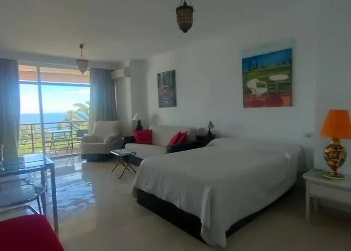 Апартаменты Santa Clara Mar Azul Торремолинос